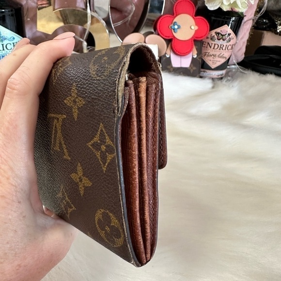 Authentic LOUIS VUITTON MONOGRAM PORTEFEIULLE SARAH LONG BIFOLD WALLET - Picture 3 of 12